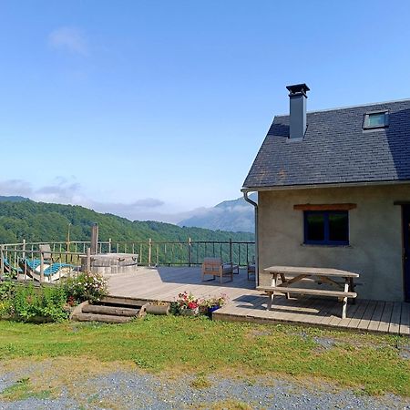 Le Panoramique Villa Campan Luaran gambar